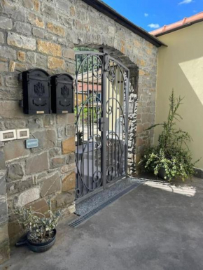 Dorina House